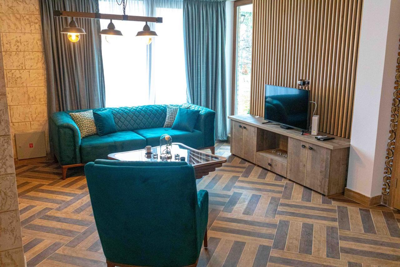City Escape Luxury Villa Zuce Экстерьер фото