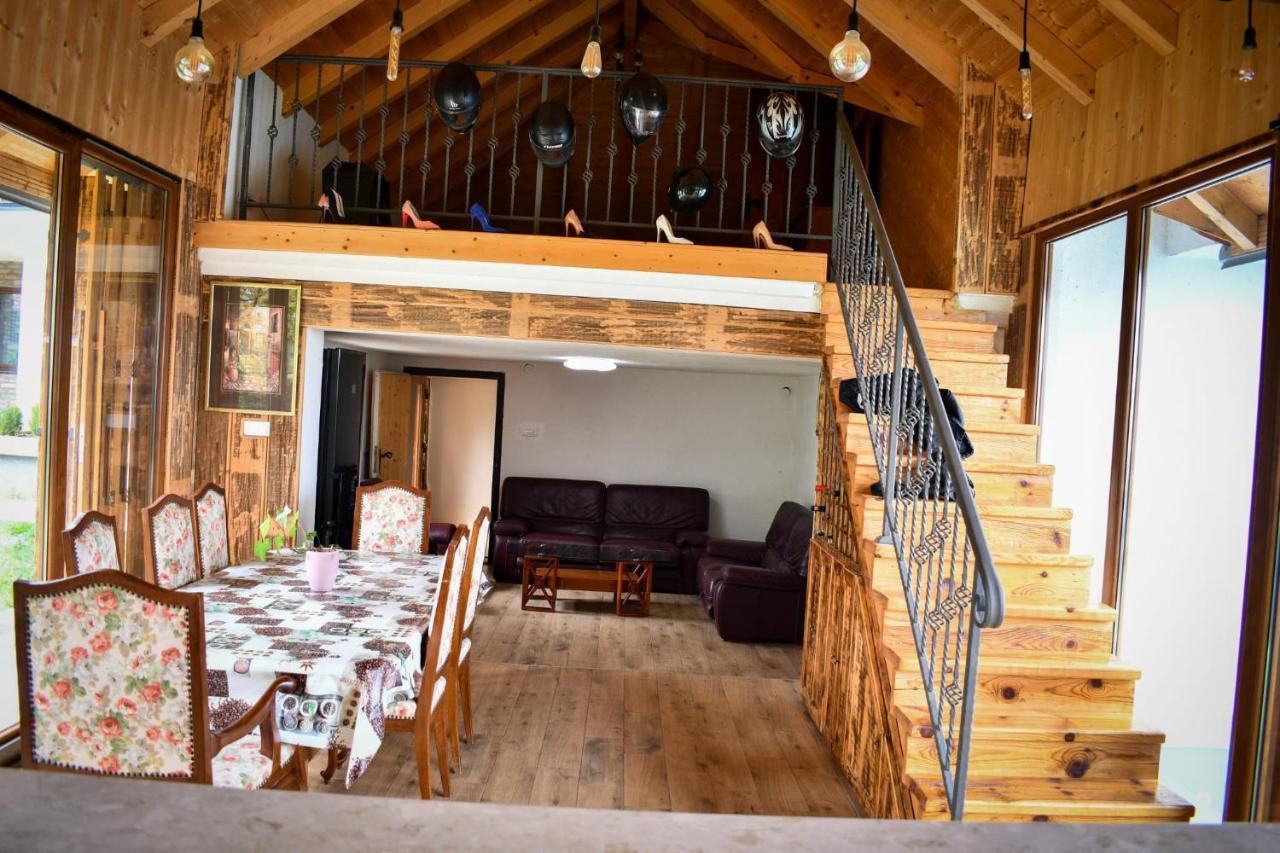 City Escape Luxury Villa Zuce Экстерьер фото